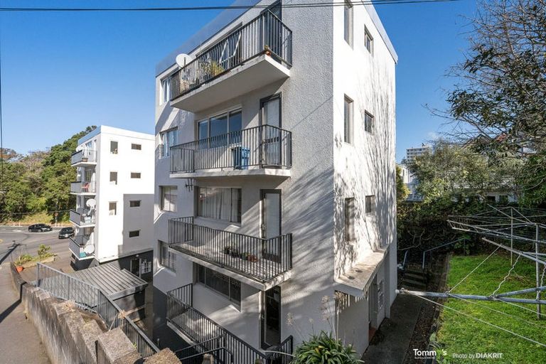 Photo of property in Windsor Court, 5/340 Tinakori Road, Thorndon, Wellington, 6011