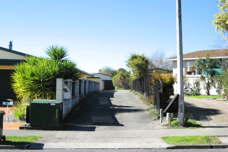 Photo of property in 19 James Cook Street, Havelock North, 4130