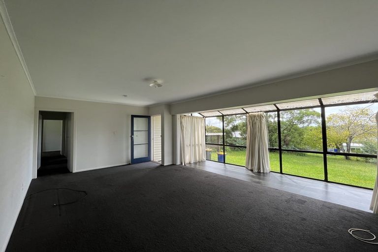 Photo of property in 12 Cutler Street, New Lynn, Auckland, 0600