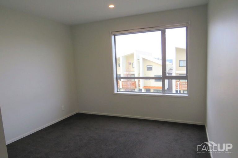 Photo of property in 201/160b Hobsonville Point Road, Hobsonville, Auckland, 0616