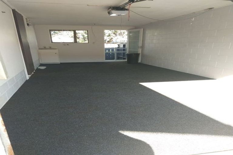 Photo of property in 1/9 Thorburn Avenue, Red Beach, 0932
