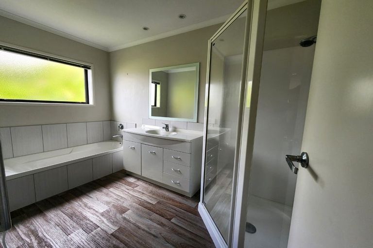 Photo of property in 40 Highgrove Place, Bethlehem, Tauranga, 3110