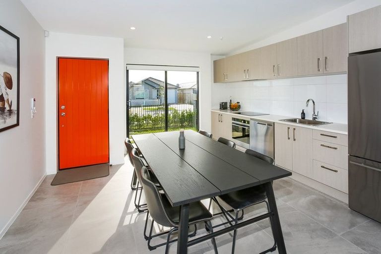 Photo of property in 12 Park Chester Road, Pukekohe, 2120
