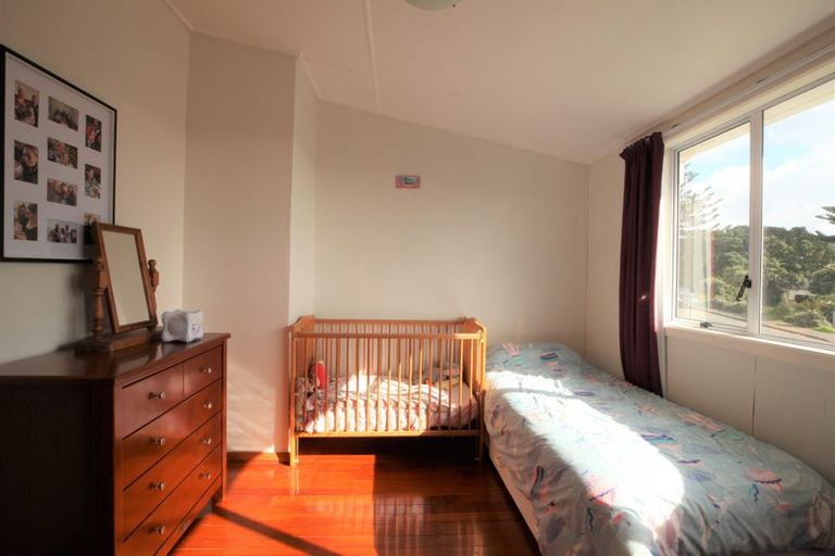 Photo of property in 25a-d Tireti Road, Titahi Bay, Porirua, 5022