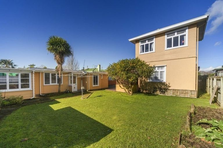 Photo of property in 859 Main Street, Roslyn, Palmerston North, 4414