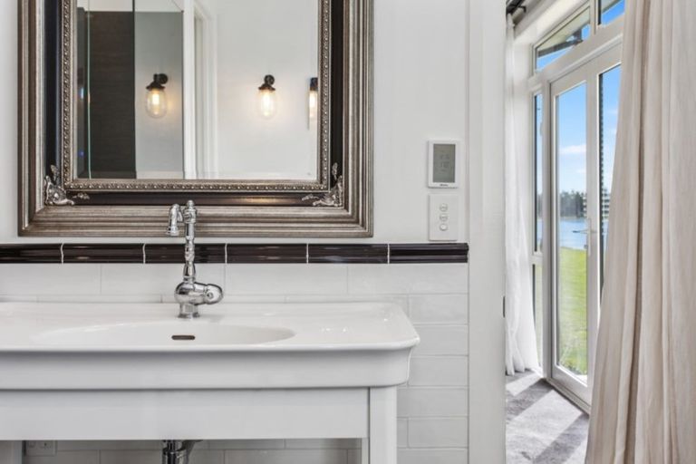 Photo of property in 23 Oakgrove Drive, Rangiora, 7400