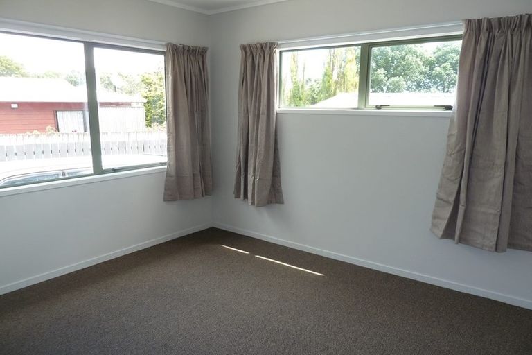 Photo of property in 60 Henwood Road, Mangere East, Auckland, 2024