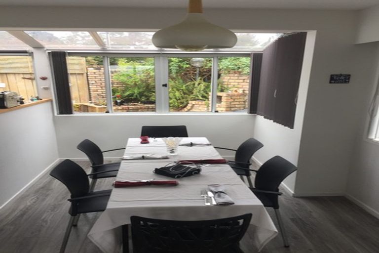 Photo of property in 57 Fairmount Road, Titirangi, Auckland, 0604