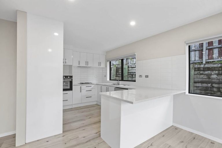 Photo of property in 54 Mili Way, Ranui, Auckland, 0612