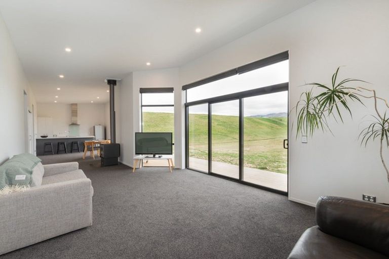 Photo of property in 23 Pihoihoi Road, Waikerikeri, Alexandra, 9393