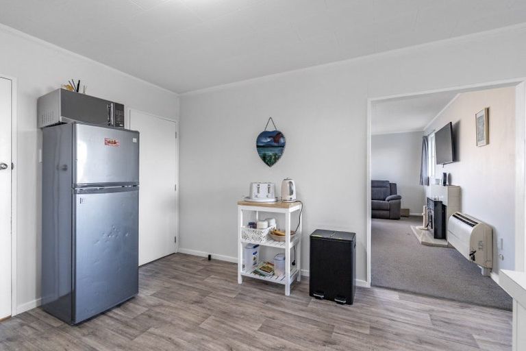 Photo of property in 10 Bruce Street, Waikiwi, Invercargill, 9810