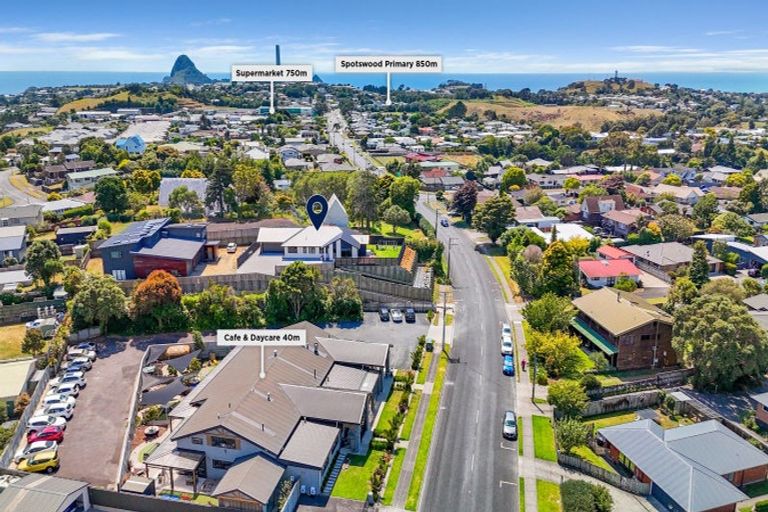 Photo of property in 40 Barrett Road, Whalers Gate, New Plymouth, 4310