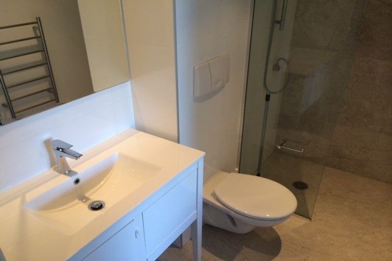 Photo of property in Sanctum Apartments, 34/10b Ebor Street, Te Aro, Wellington, 6011