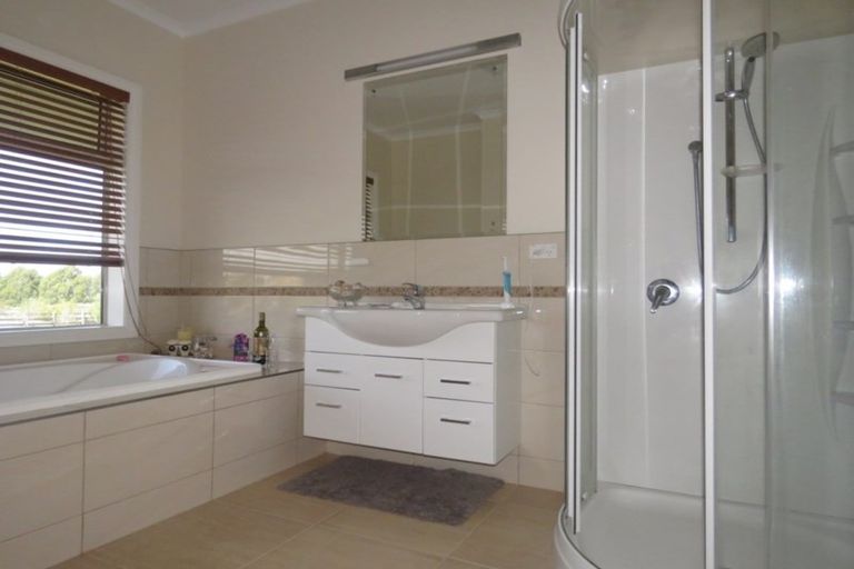 Photo of property in 305 Redcastle Road, Oamaru North, Oamaru, 9492