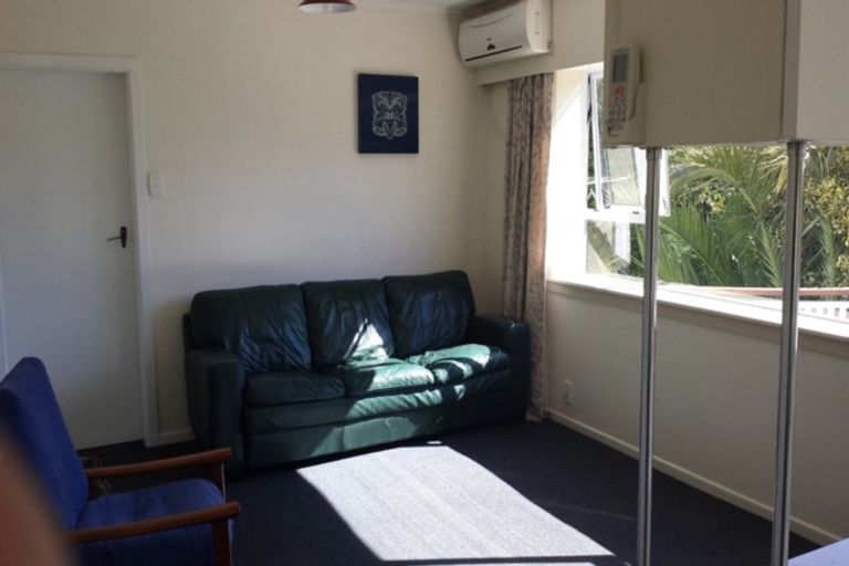Photo of property in 132u3 Curtis Street, Northland, Wellington, 6012