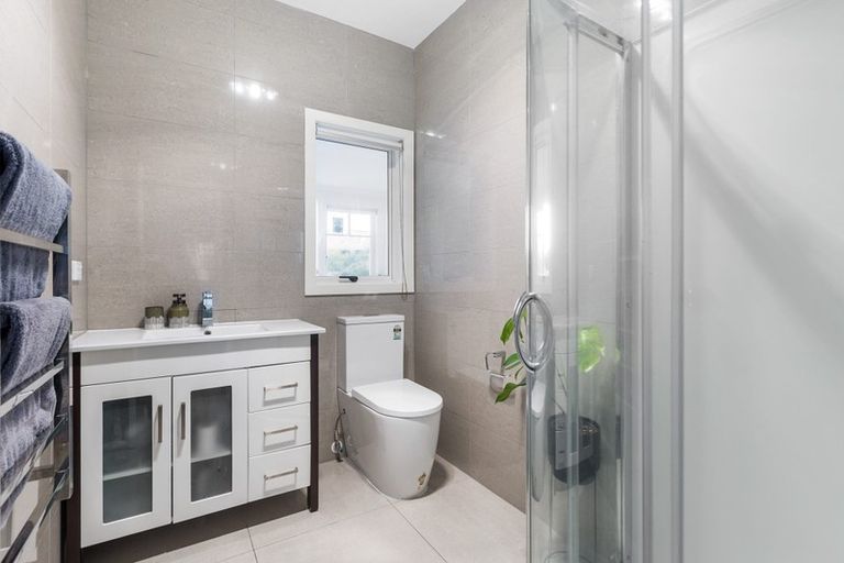 Photo of property in 19 Brook Street, Milford, Auckland, 0620