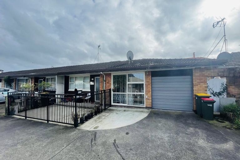 Photo of property in 3/1 Lupton Road, Manurewa, Auckland, 2102