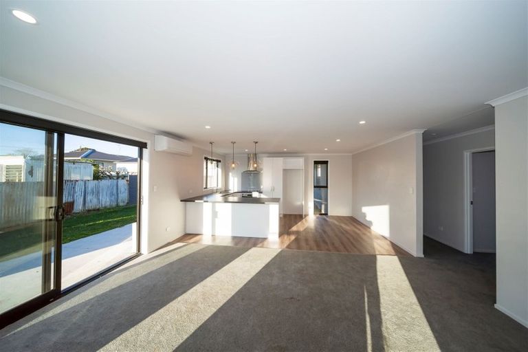 Photo of property in 32a Hunter Street, Hawera, 4610