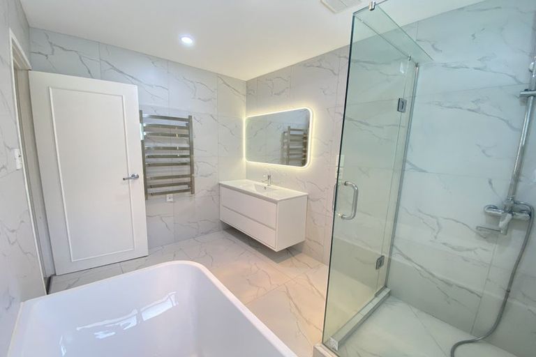 Photo of property in 36 Murvale Drive, Bucklands Beach, Auckland, 2014