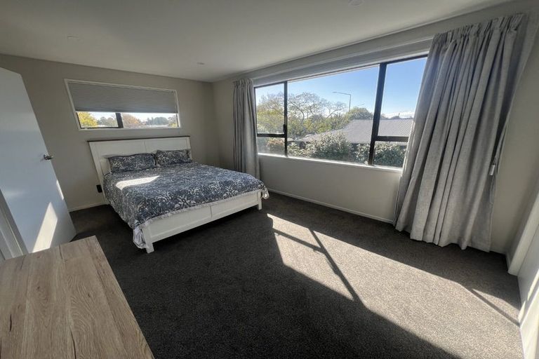 Photo of property in 1/120b Roydvale Avenue, Burnside, Christchurch, 8053