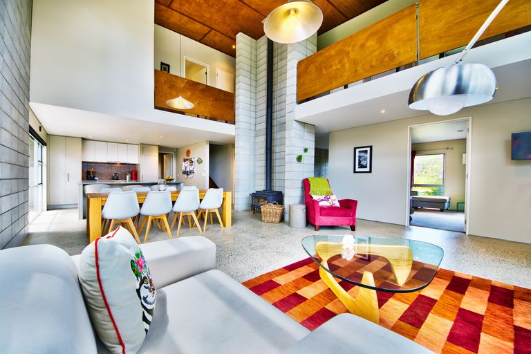 Photo of property in 21 Chamari Close, Titirangi, Auckland, 0604