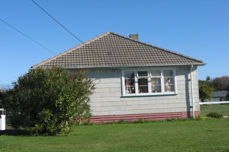 Photo of property in 31 Goldsmith Crescent, Levin, 5510