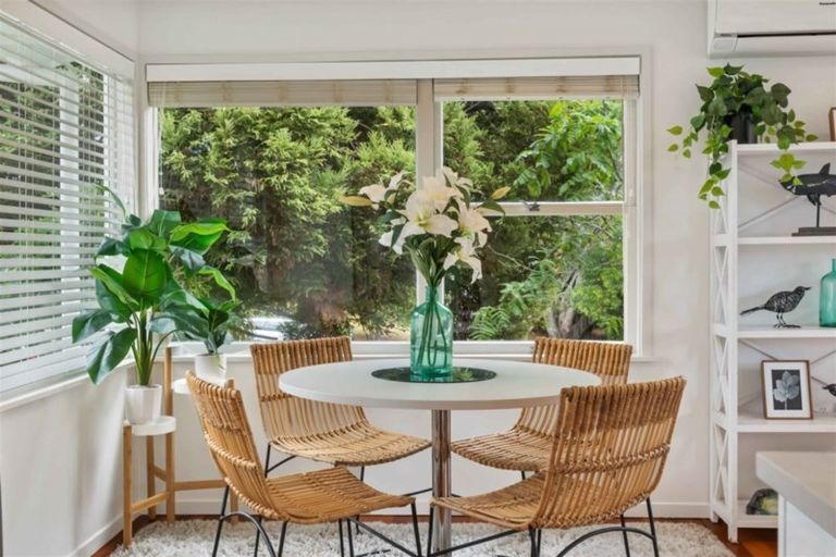 Photo of property in 9 Oruamo Place, Beach Haven, Auckland, 0626