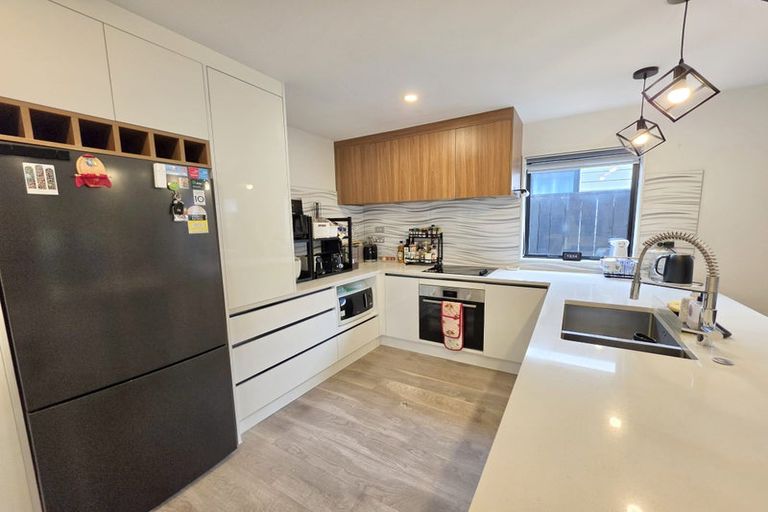 Photo of property in 15 Kahui Parade, Karaka, Papakura, 2113