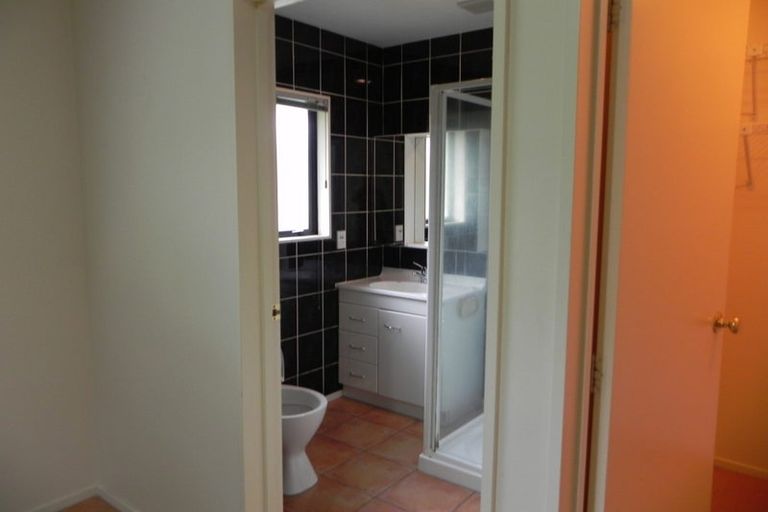 Photo of property in 11 Ring Lane, Paparangi, Wellington, 6037