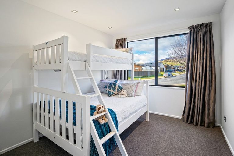 Photo of property in 42a&b Kelliher Drive, Wanaka, 9305