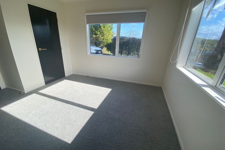 Photo of property in 1 Lysaght Place, Welcome Bay, Tauranga, 3112