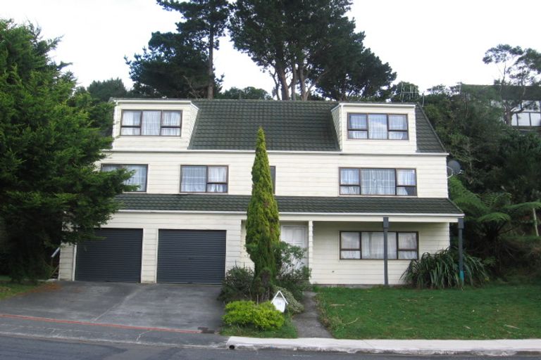 Photo of property in 34 Cambrian Street, Churton Park, Wellington, 6037