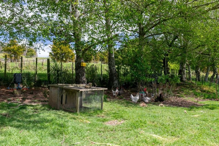 Photo of property in 1004 Pipiwai Road, Ruatangata West, Whangarei, 0176