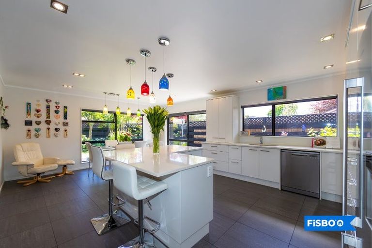 Photo of property in 66 Hetley Crescent, Taradale, Napier, 4112