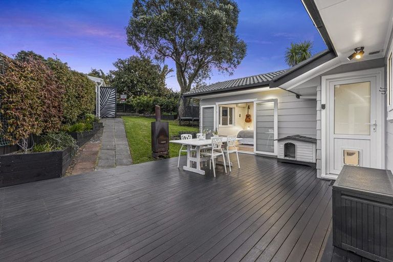 Photo of property in 56 Kia Ora Road, Beach Haven, Auckland, 0626