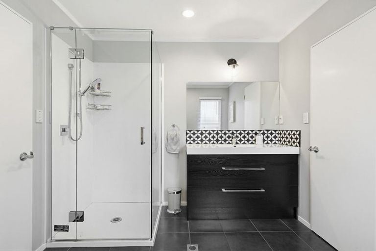 Photo of property in 18 Westbrook Place, Pomare, Rotorua, 3015