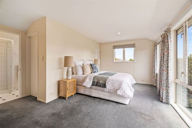 Photo of property in 16 Hanover Place, Ilam, Christchurch, 8041