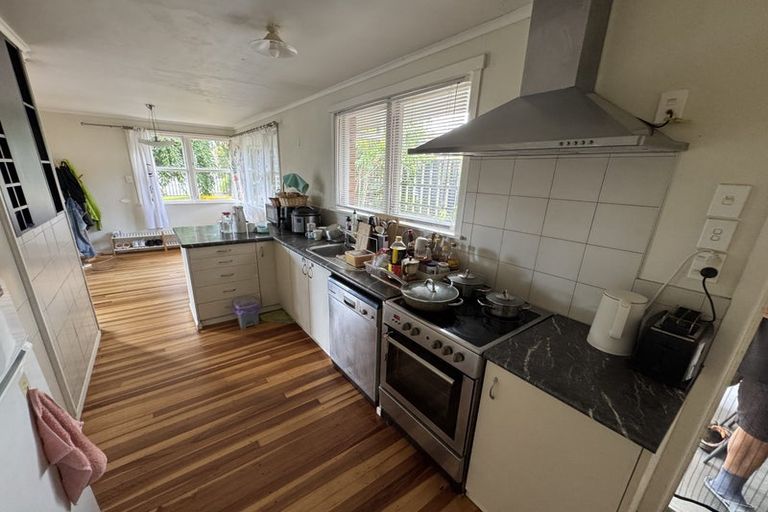 Photo of property in 10 Vista Terrace, Hillcrest, Hamilton, 3216