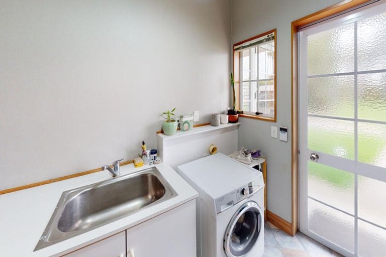 Photo of property in 155 High Street, Bulls, 4818