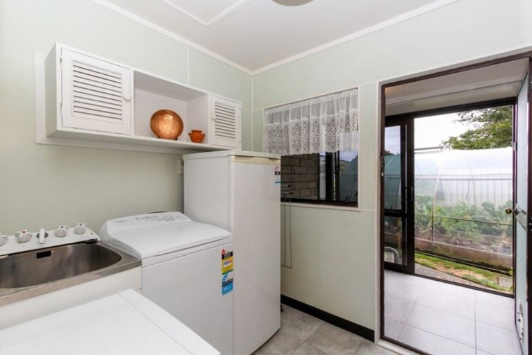 Photo of property in 1 Rangiora Place, Inglewood, 4330