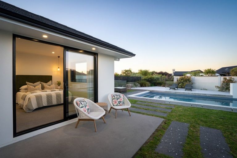 Photo of property in 2 Moemoea Place, Cambridge, 3434