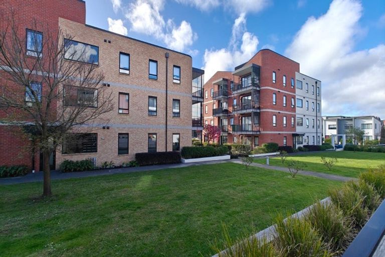 Photo of property in 207/77 Hobsonville Point Road, Hobsonville, Auckland, 0616