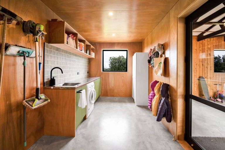 Photo of property in 27 Wilson Road, Urenui, 4375