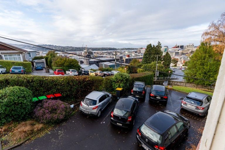 Photo of property in 6 Heriot Row, Dunedin Central, Dunedin, 9016