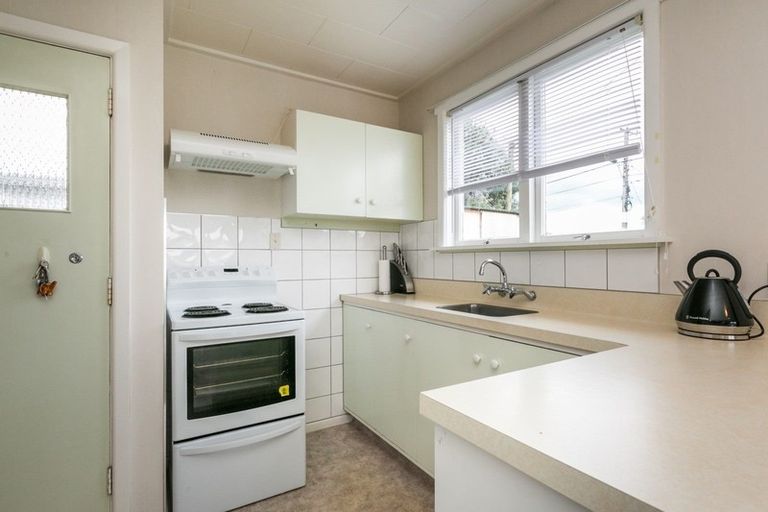 Photo of property in 1/13 Murphy Road, Taradale, Napier, 4112