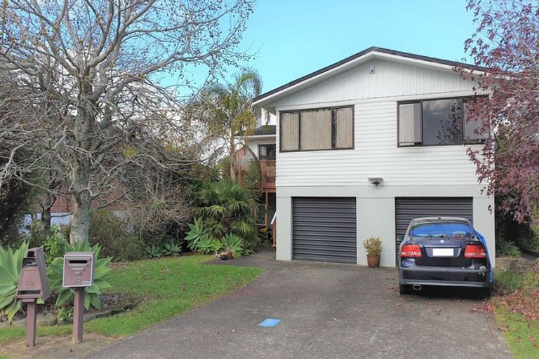 Photo of property in 13 Mcbreen Avenue, Northcote, Auckland, 0627