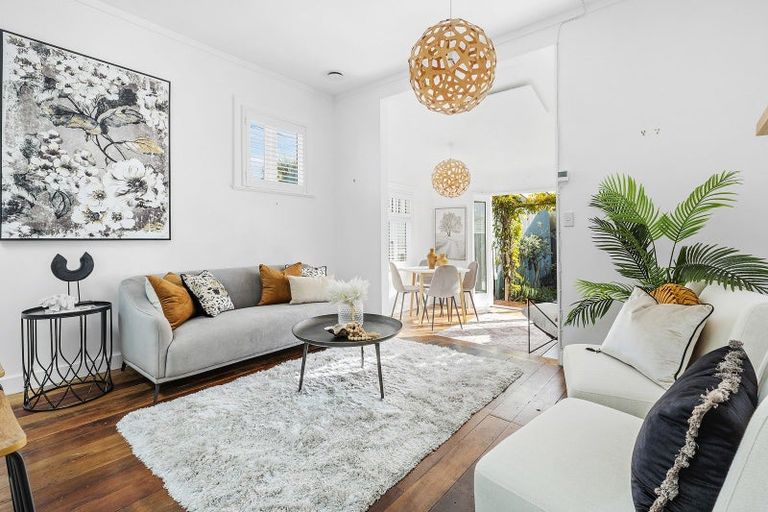 Photo of property in 109 Constable Street, Newtown, Wellington, 6021