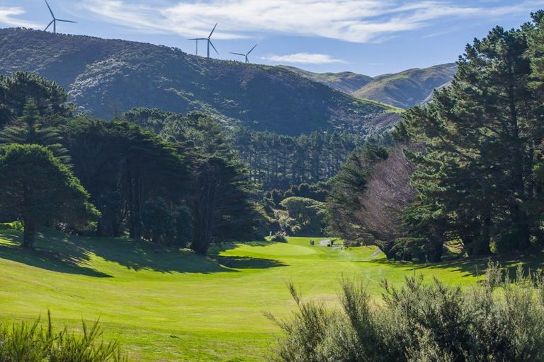 Photo of property in 306 South Makara Road, Makara, Karori, 6972