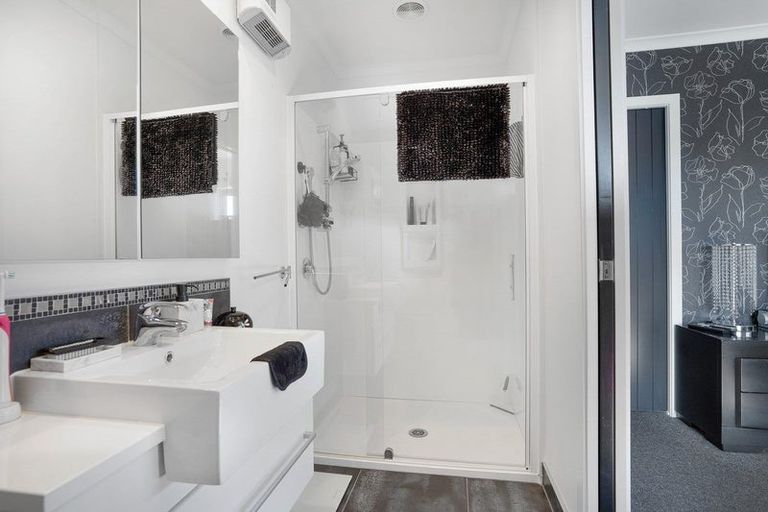 Photo of property in 40 Colville Street, Masterton, 5810