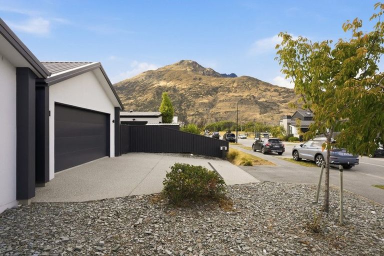 Photo of property in 22 Headley Drive, Lower Shotover, Queenstown, 9304